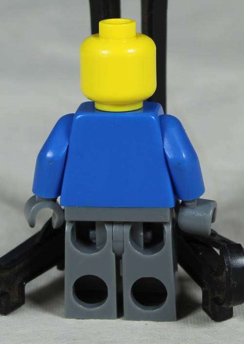 Lego mini figurine - Snowboarder guy series 5