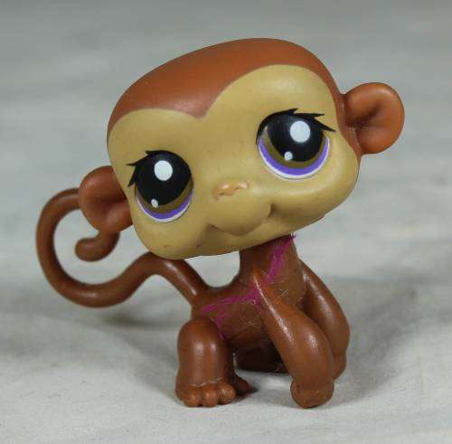 LITTLEST PET SHOP AUTHENTIC RANGE WITH A RED MAGNET(HASBRO 2004)MONKEY#189 WITH PURPLE EYES!