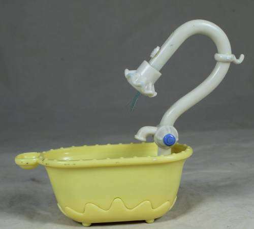 Little pet shop - yellow bath tub and shower