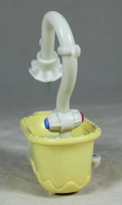 Little pet shop - yellow bath tub and shower