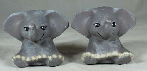 Elephant salt and pepper set