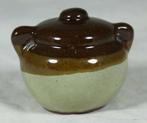 Miniature lidded pot
