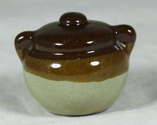 Miniature lidded pot
