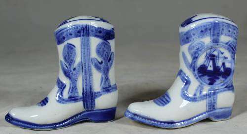 blue and white salt and pepper boot set
