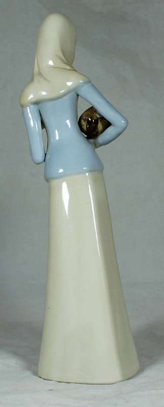 Llardo style figurine - lady carrying large jug