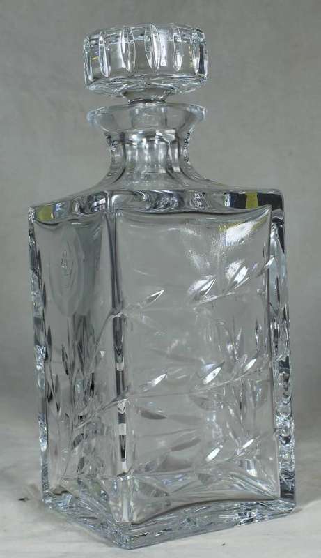 Vitria handcraft lead crystal glass rose cut decanter