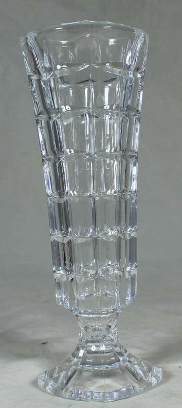 Footed glass vase