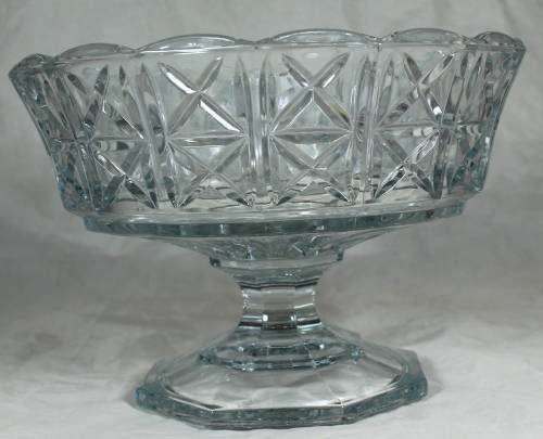 Glass center piece