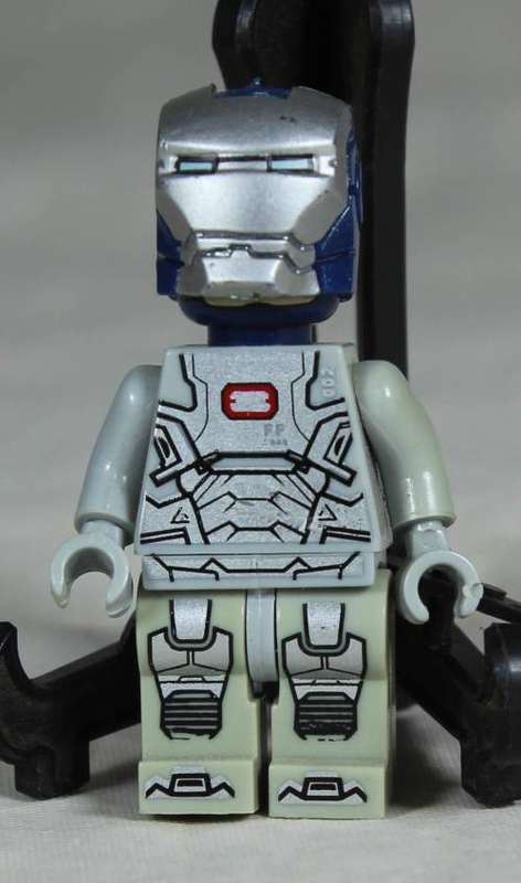 LEGO MINI FIGURINE-WAR MACHINE IN A SILVER JUMP SUITE SH066 BID NOW!!