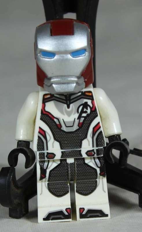 LEGO MINI FIGURINE-WAR MACHINE IN A SILVER JUMP SUIT SH564 BID NOW!!