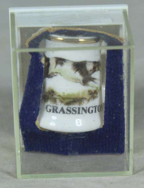 MINIATURE BOWLAND GRASSINGTON MUG (FINE BONE CHINA ENGLAND) BID NOW!!!!!