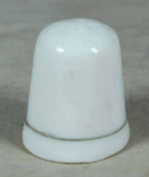 Porcelain thimble - autumn leaves