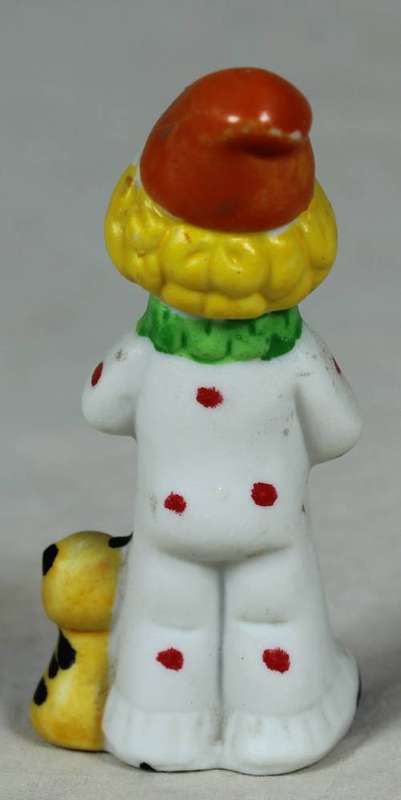 Miniature clown with a cat