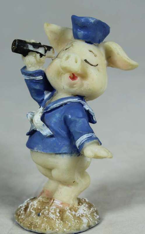 Miniature piggy with binoculars