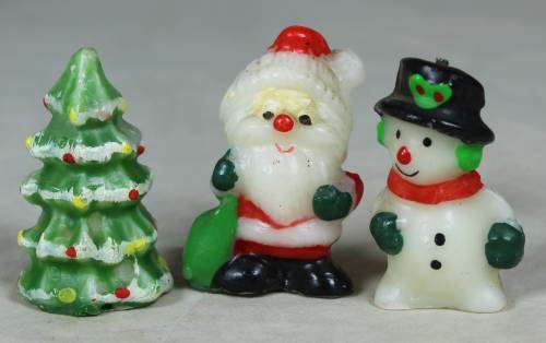 MINIATURE SET OF THREE CHRISTMAS FIGURES (LOVELY) BID NOW!!!