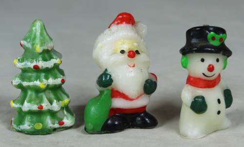 MINIATURE SET OF THREE CHRISTMAS FIGURES (LOVELY) BID NOW!!!