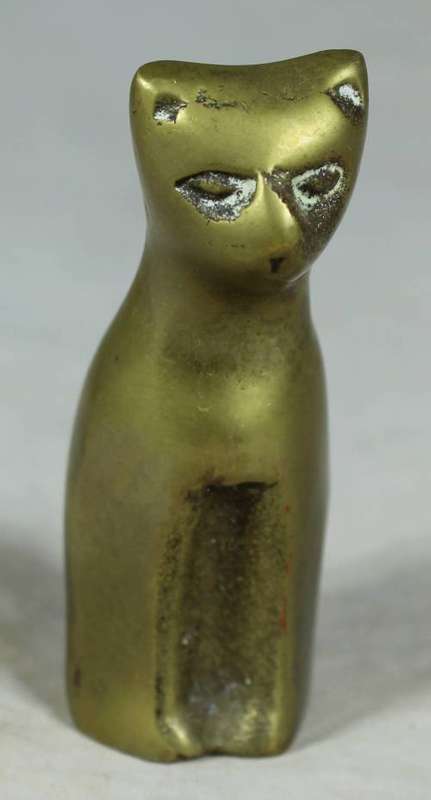 MINIATURE BRASS SEATED CAT-BID NOW!!