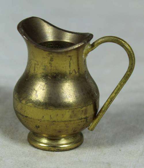 MINIATURE BRASS MILK JUG-BID NOW!!