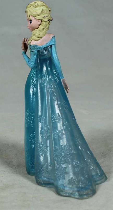 FROM THE MOVIE FROZEN(ELSA IN A BALLGOWN FIGURINE)-BID NOW!!