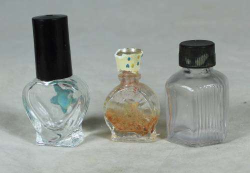 SET OF THREE MINIATURE PERFUME BOTTLES EMPTY (BEAUTIFUL) BID NOW!!