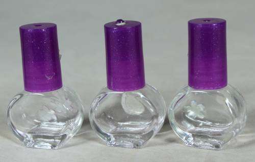 MINIATURE TRIO OF EMPTY PERFUME BOTTLES (BEAUTIFUL) BID NOW!!