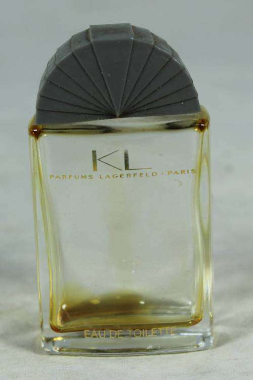 EMPTY LAGERFELD KL PERFUME BOTTLE(BEAUTIFUL) BID NOW!!