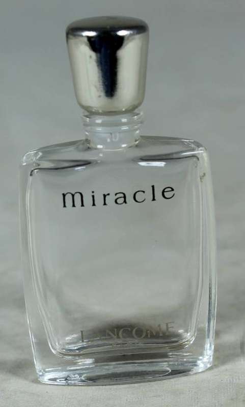 EMPTY MINIATURE LANCOME MIRACLE PERFUME BOTTLE(BEAUTIFUL) BID NOW!!