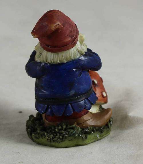 MINIATURE GARDEN GNOME-GRANDPA PLAYING DRUMS(LOVELY) BID NOW!!