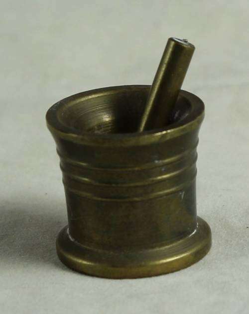 MINIATURE BRASS-MORTAR AND PESTLE-BID NOW!!