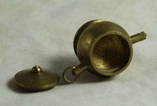 MINIATURE BRASS TWO HANDLE LIDDED POT-BID NOW!!