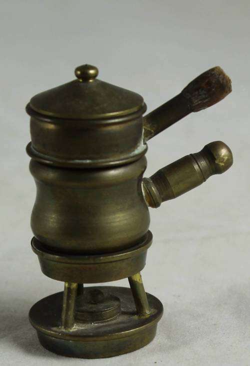 Miniature brass burner with dual pots