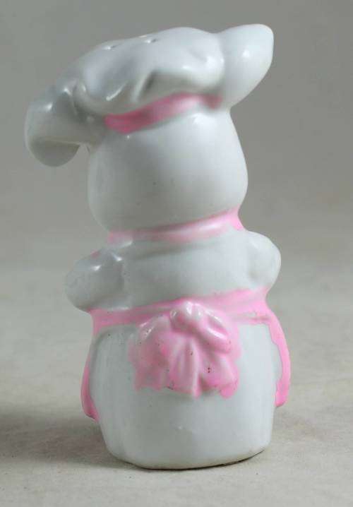 Rabbit pepper pot
