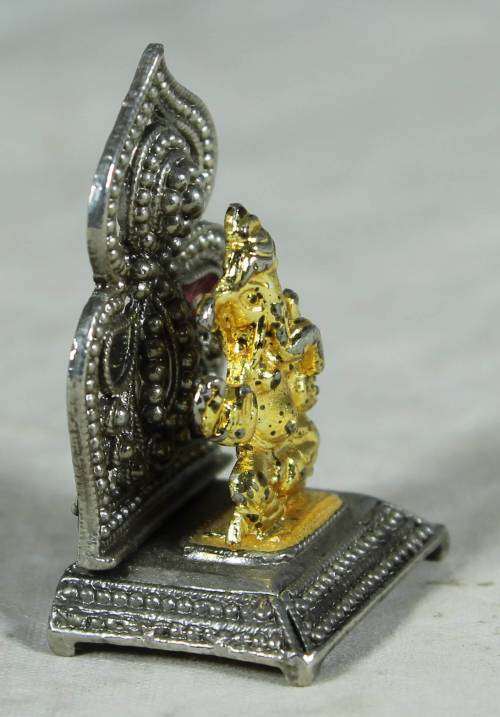 MINIATURE GANESH METAL STATUE (CULTURAL) BID NOW!!