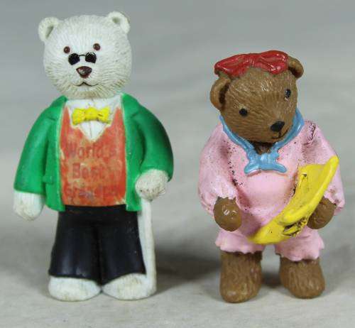 Pair of plastic bears