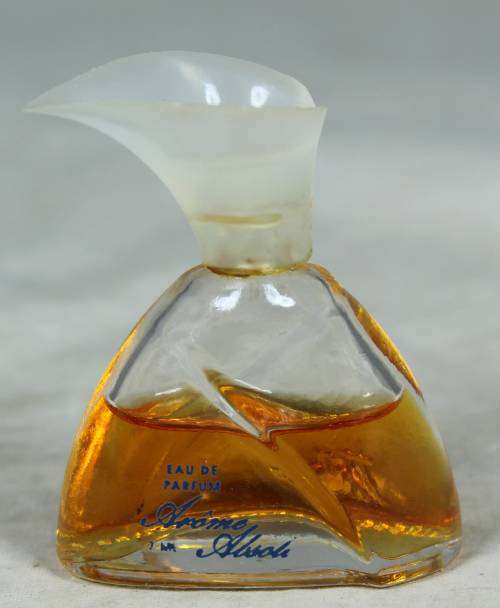 ALMOST FULL BOTTLE OF JEAN ARTHES AROME ARTHES PERFUME 7ML(BEAUTIFUL)BID NOW!!