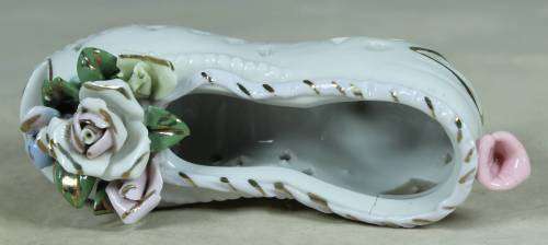 ceramic shoe with flowers