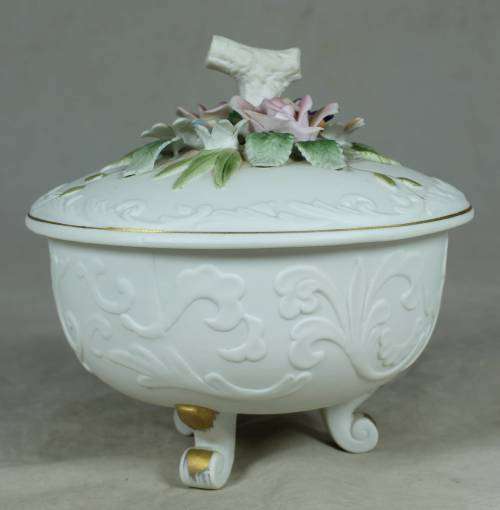 Balboa - hand made lidded container