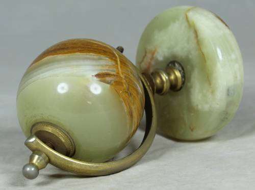 Small onyx globe