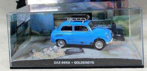 JAMES BOND 007 WITH MAGAZINE UNIVERSAL HOBBIES- ZAZ-965 A (GoldenEye #36)