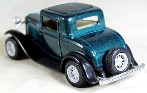 Kingsman 1932 Ford 3-Window Coupe -