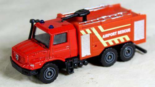 Majorette Mercedes-Benz Zetros Fire Engine -