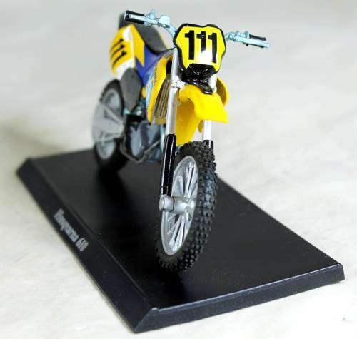 Maisto - Husqvarna 610