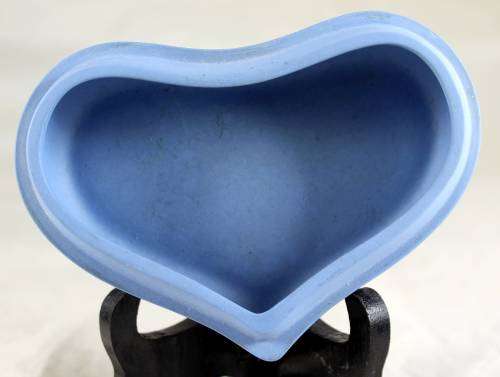 Wedgwood - Heart Shaped Container - Beautiful!! - Bid Now!