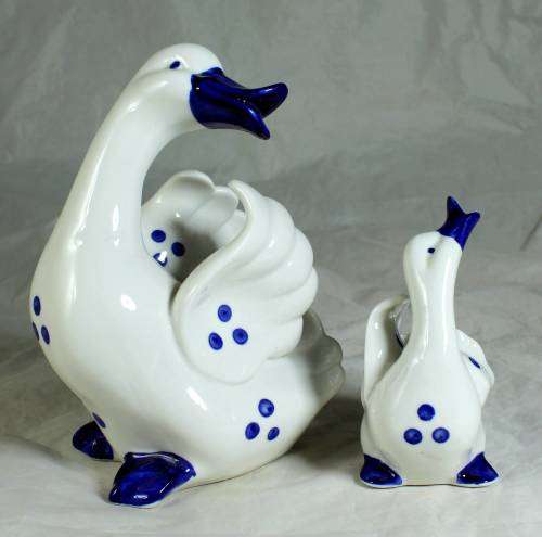Pair of Graduated Blue and White Ducks - Beautiful!