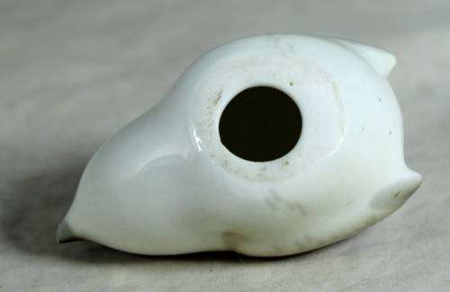 SMALL PORCELAIN BIRD