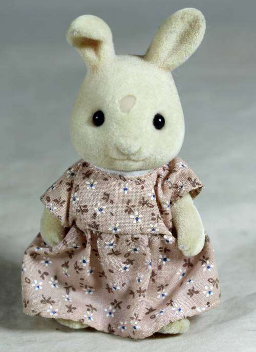 SYLVANIAN FAMILIES - RABBIT MOM - BID NOW!!!