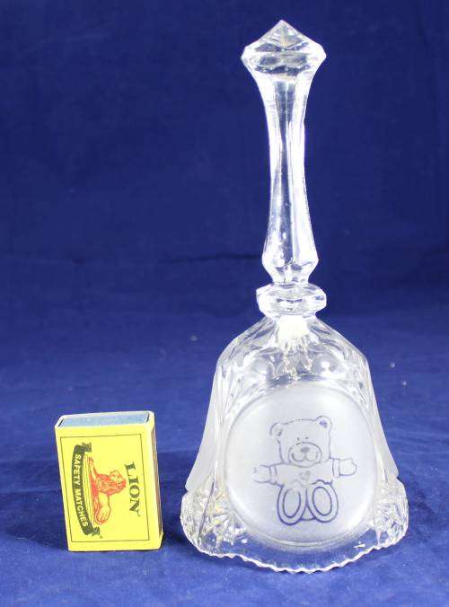Crystal bell - etched bears