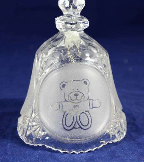 Crystal bell - etched bears
