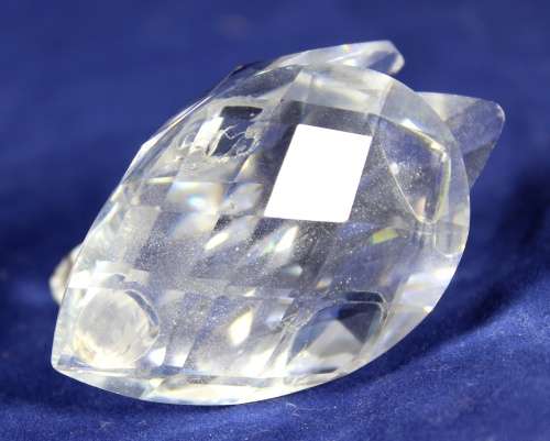 Swarovski crystal - swan