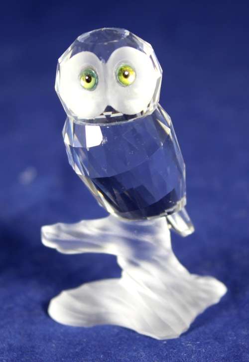 Swarovski crystal - owl on a stump
